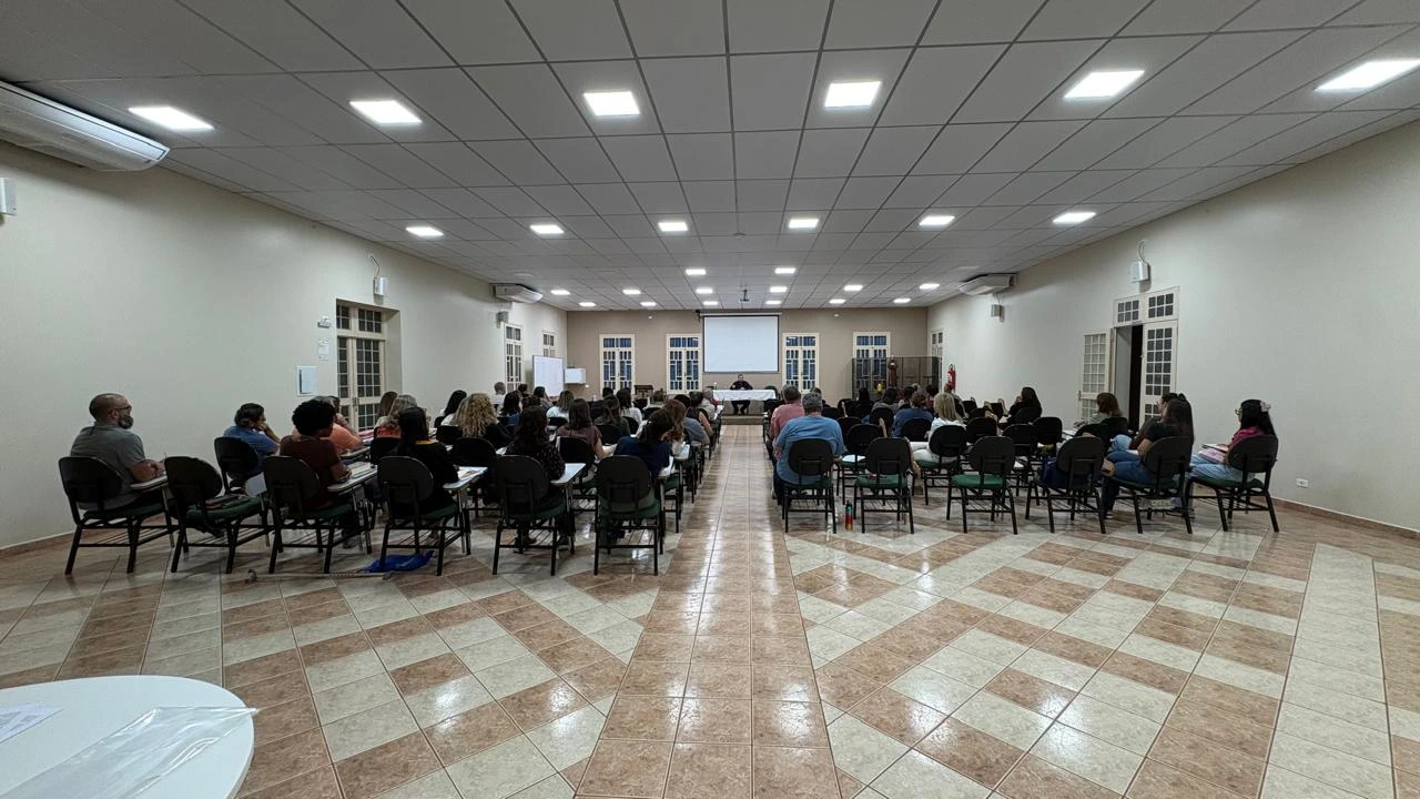 Retiro de Silêncio, com Pe. Gilson Garcia